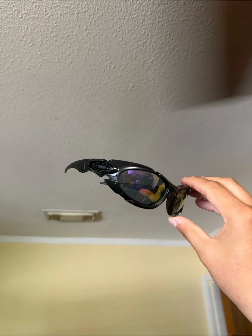 Oakley Men's Black Sculpted Sunglasses with Iridescent Lenses
